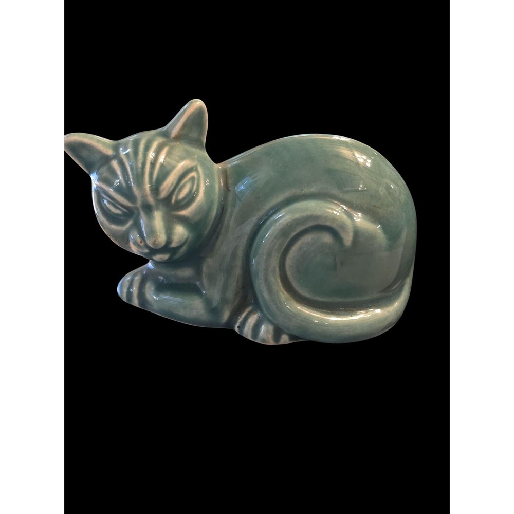 Fiesta Homer Laughlin Pottery Harlequin Spruce Green Cat Figurine Excellent